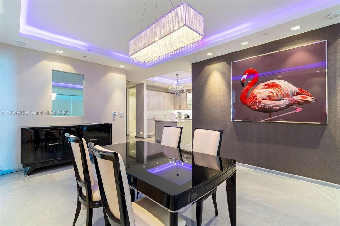 待售: $6,250,000 (2 贝兹, 2 浴室, 1870 平方英尺)