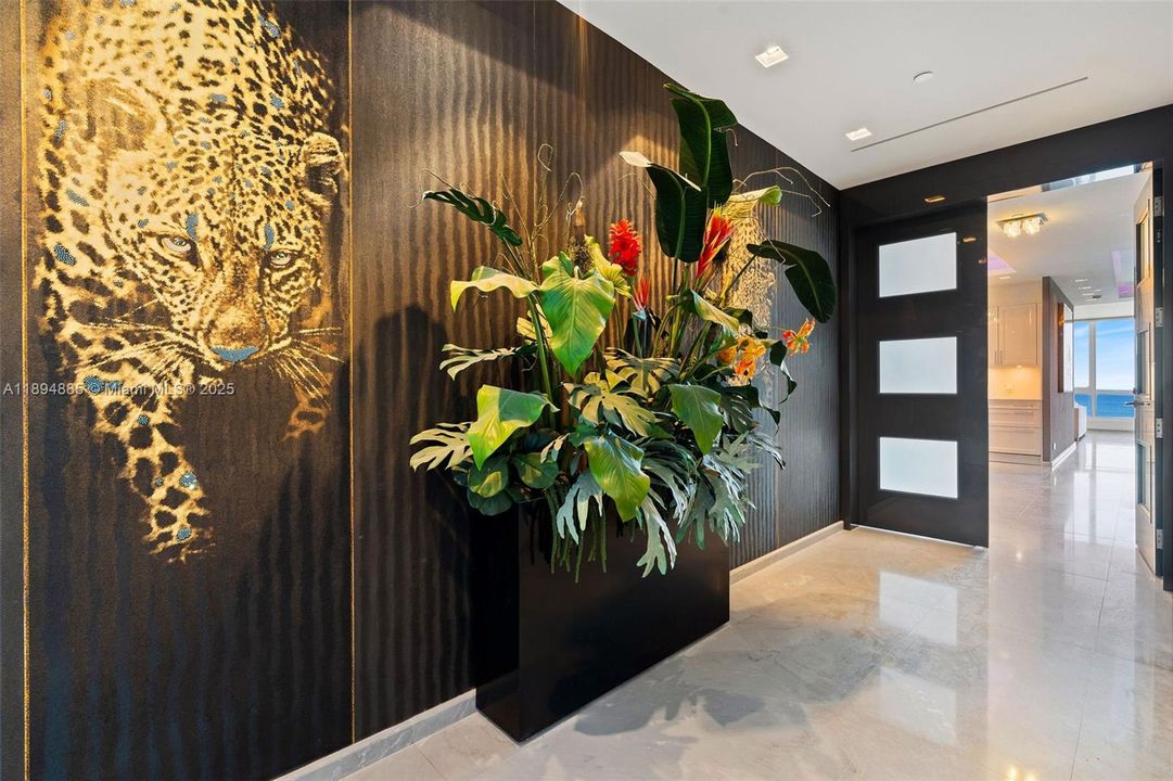 待售: $6,250,000 (2 贝兹, 2 浴室, 1870 平方英尺)