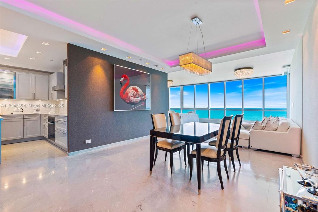 待售: $6,250,000 (2 贝兹, 2 浴室, 1870 平方英尺)