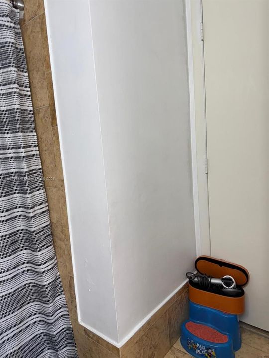 Под контрактом: $2,250 (2 спален, 1 ванн, 1125 Квадратных фут)