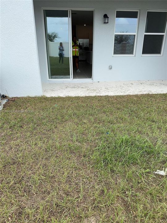 Recently Rented: $1,800 (3 beds, 2 baths, 1787 Square Feet)