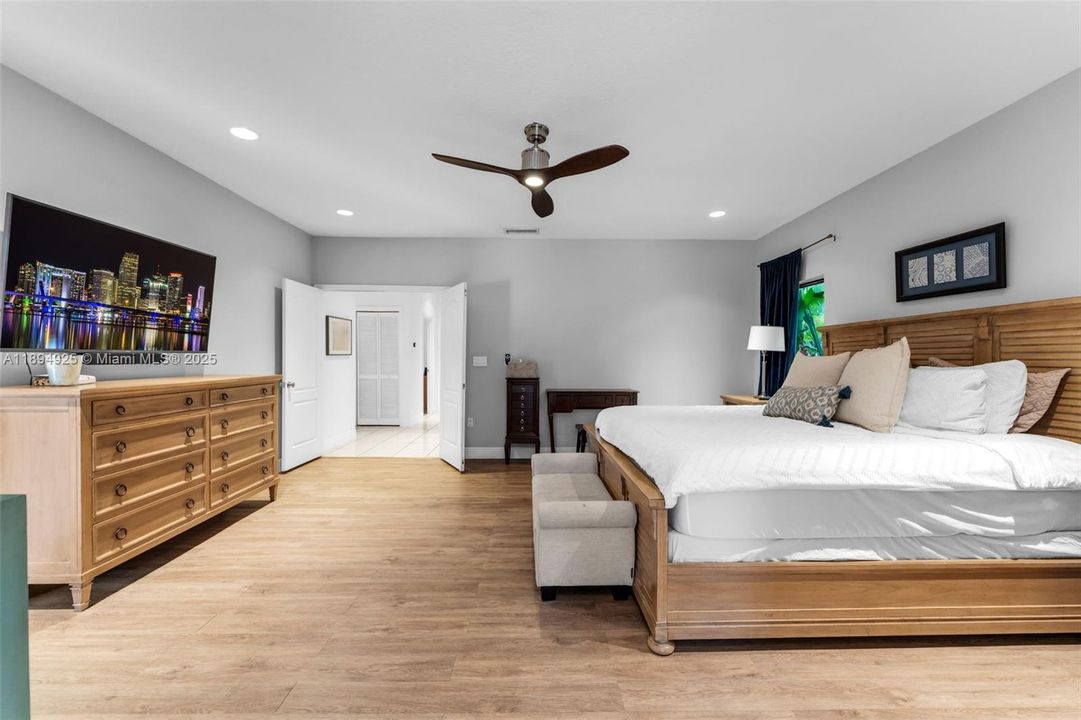 For Sale: $1,625,000 (4 beds, 3 baths, 3129 Square Feet)