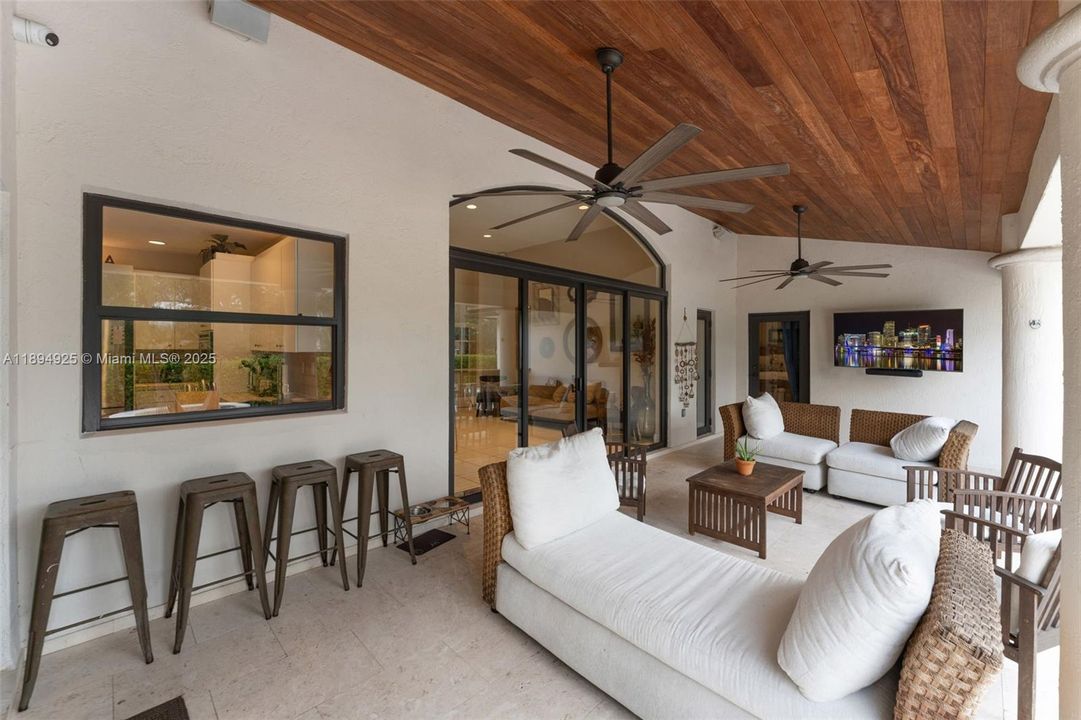 For Sale: $1,625,000 (4 beds, 3 baths, 3129 Square Feet)