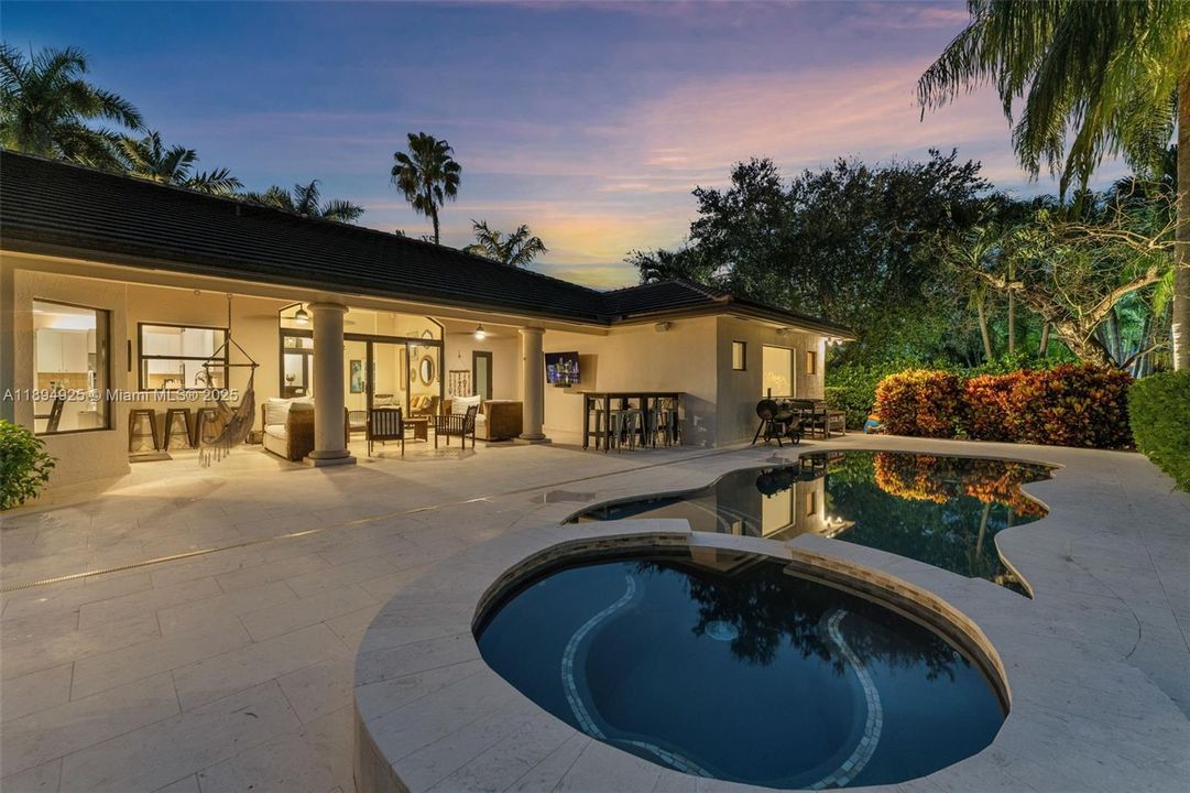 For Sale: $1,625,000 (4 beds, 3 baths, 3129 Square Feet)