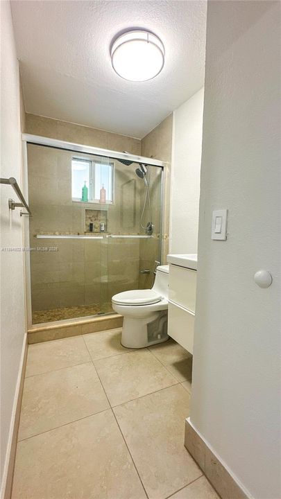 出租: $2,500 (2 贝兹, 1 浴室, 768 平方英尺)