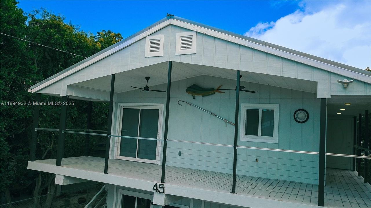 出租: $2,500 (2 贝兹, 1 浴室, 768 平方英尺)