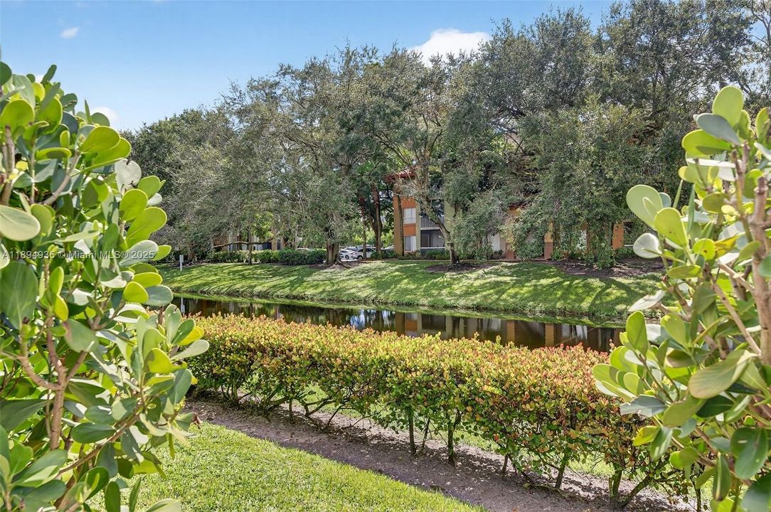 На продажу: $479,000 (4 спален, 2 ванн, 1690 Квадратных фут)