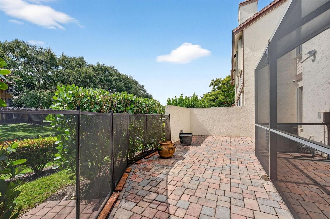 На продажу: $479,000 (4 спален, 2 ванн, 1690 Квадратных фут)