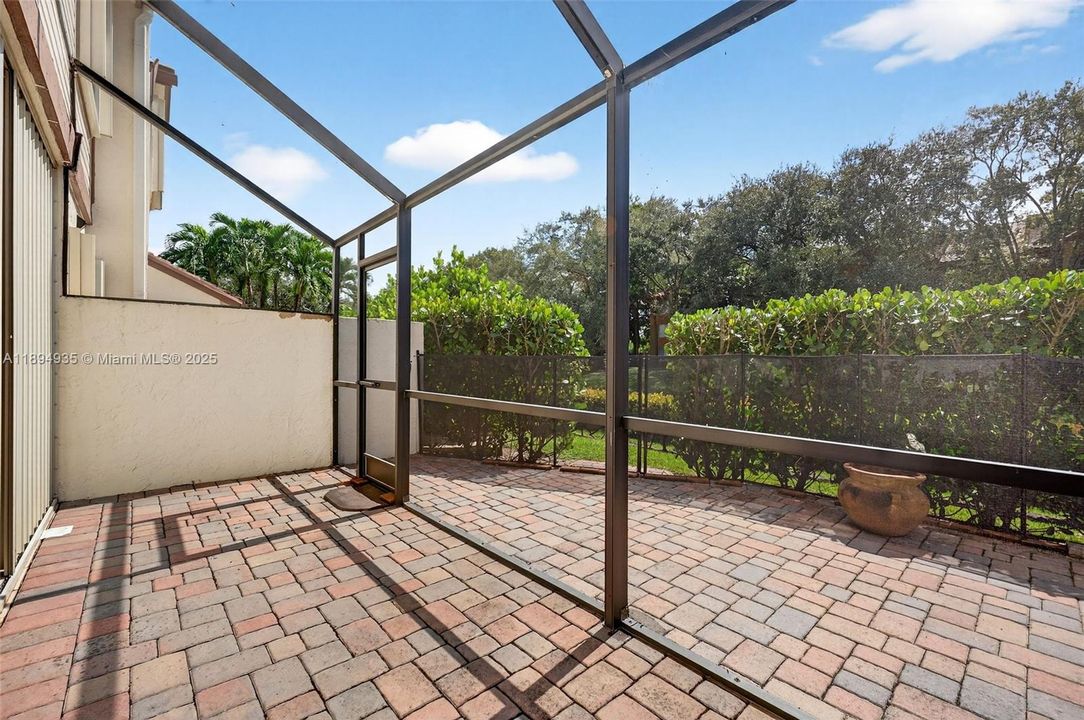 На продажу: $479,000 (4 спален, 2 ванн, 1690 Квадратных фут)