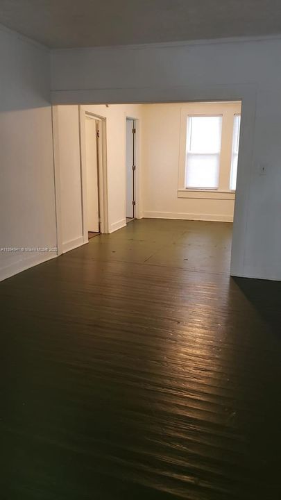 В аренду: $1,400 (3 спален, 1 ванн, 0 Квадратных фут)