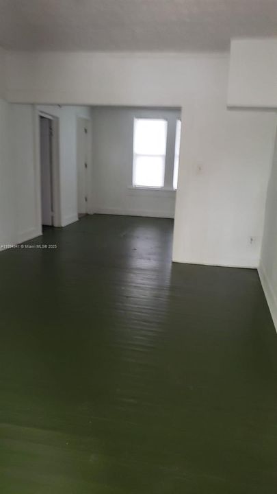 В аренду: $1,400 (3 спален, 1 ванн, 0 Квадратных фут)