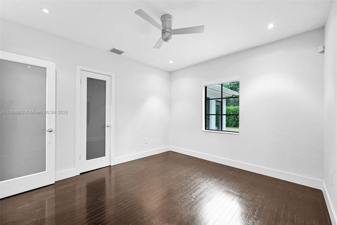 Active With Contract: $1,195,000 (3 beds, 2 baths, 1935 Square Feet)