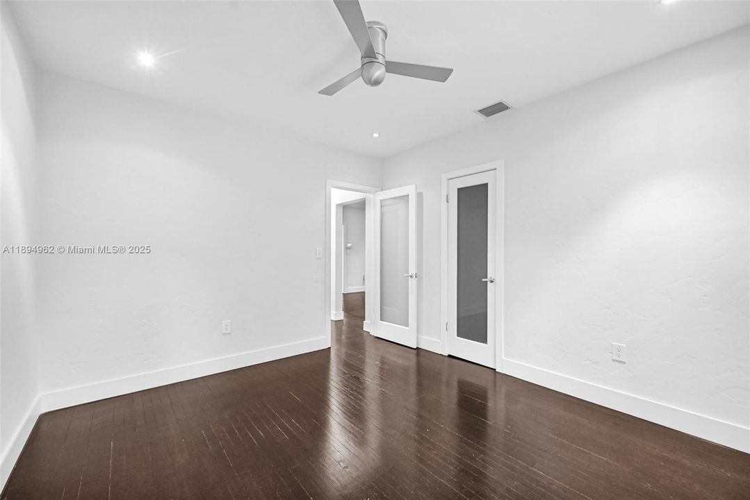 Active With Contract: $1,195,000 (3 beds, 2 baths, 1935 Square Feet)