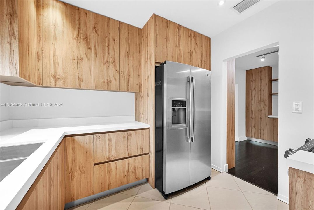 Active With Contract: $1,195,000 (3 beds, 2 baths, 1935 Square Feet)