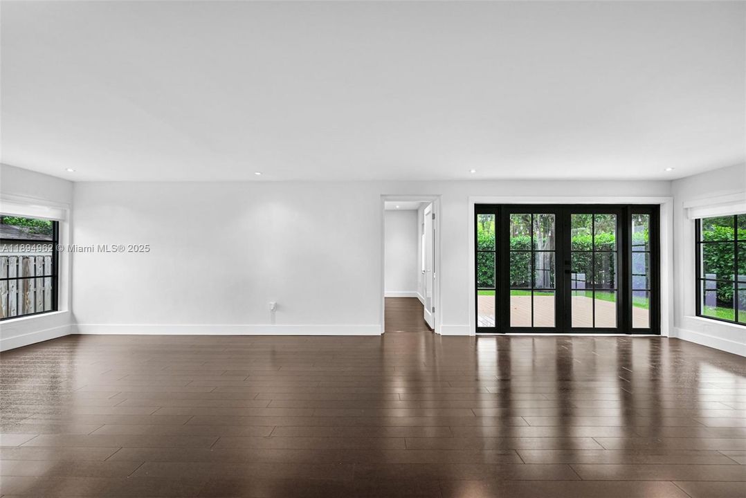 Active With Contract: $1,195,000 (3 beds, 2 baths, 1935 Square Feet)