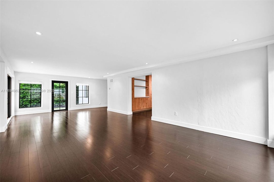 Active With Contract: $1,195,000 (3 beds, 2 baths, 1935 Square Feet)