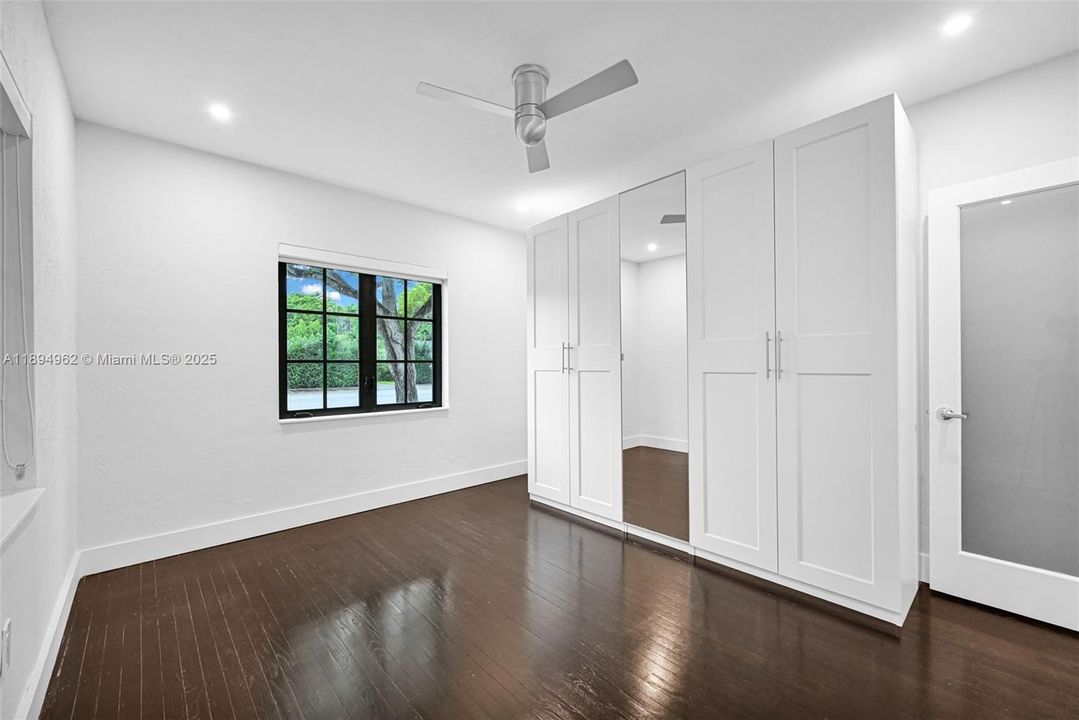 Active With Contract: $1,195,000 (3 beds, 2 baths, 1935 Square Feet)