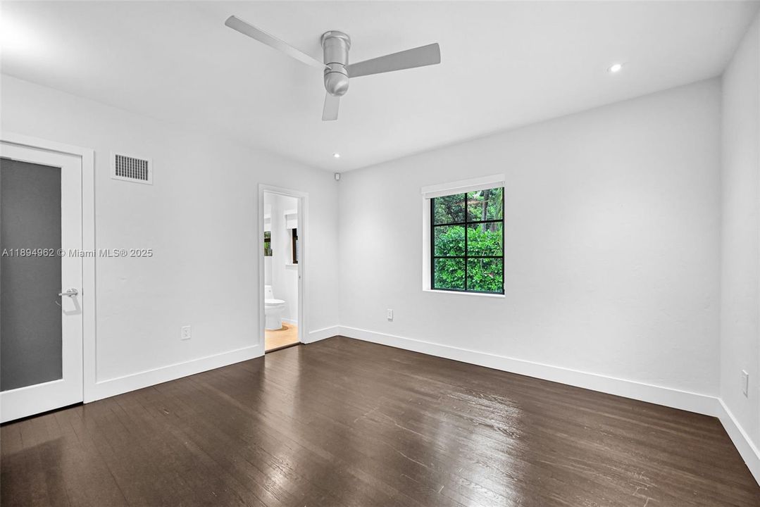 Active With Contract: $1,195,000 (3 beds, 2 baths, 1935 Square Feet)