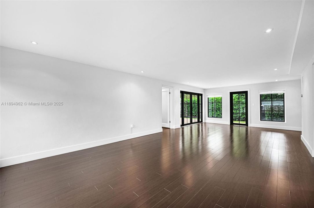 Active With Contract: $1,195,000 (3 beds, 2 baths, 1935 Square Feet)