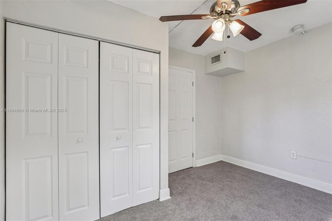 For Sale: $697,500 (4 beds, 2 baths, 1300 Square Feet)