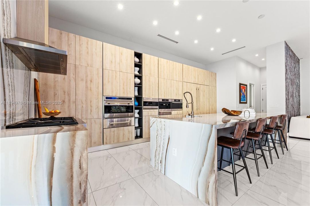 For Sale: $3,750,000 (4 beds, 5 baths, 3714 Square Feet)