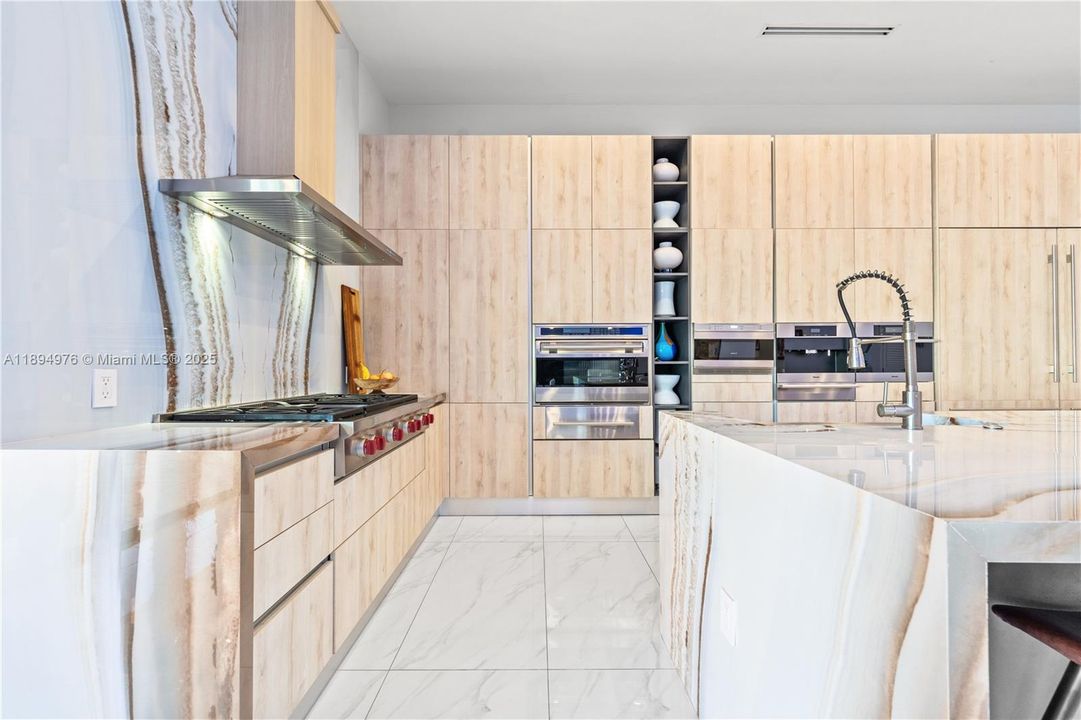 For Sale: $3,750,000 (4 beds, 5 baths, 3714 Square Feet)