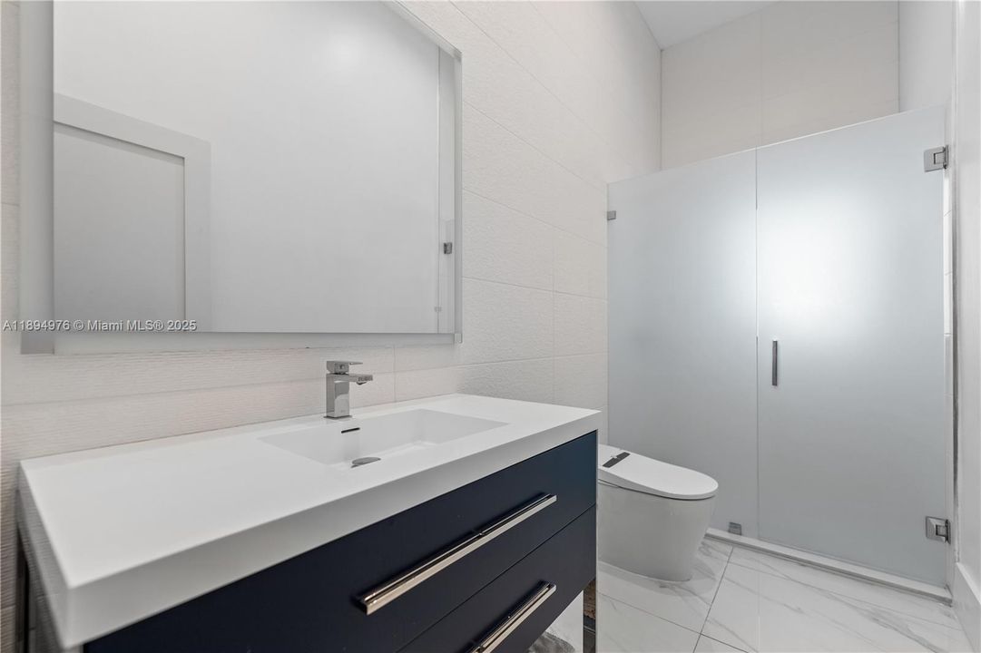 For Sale: $3,750,000 (4 beds, 5 baths, 3714 Square Feet)