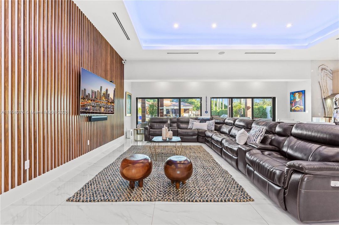 For Sale: $3,750,000 (4 beds, 5 baths, 3714 Square Feet)