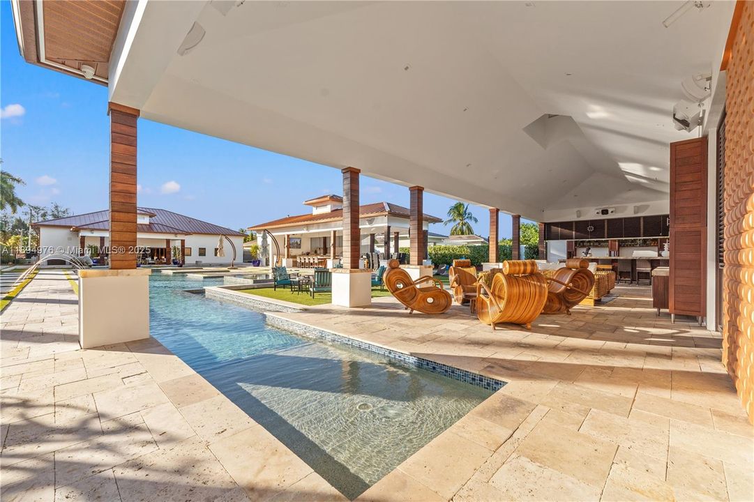 For Sale: $3,750,000 (4 beds, 5 baths, 3714 Square Feet)