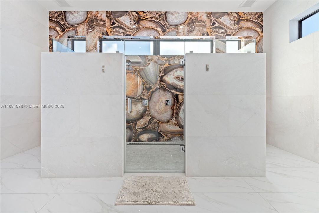 For Sale: $3,750,000 (4 beds, 5 baths, 3714 Square Feet)