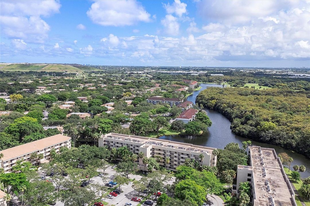 最近售出: $215,000 (2 贝兹, 2 浴室, 1140 平方英尺)