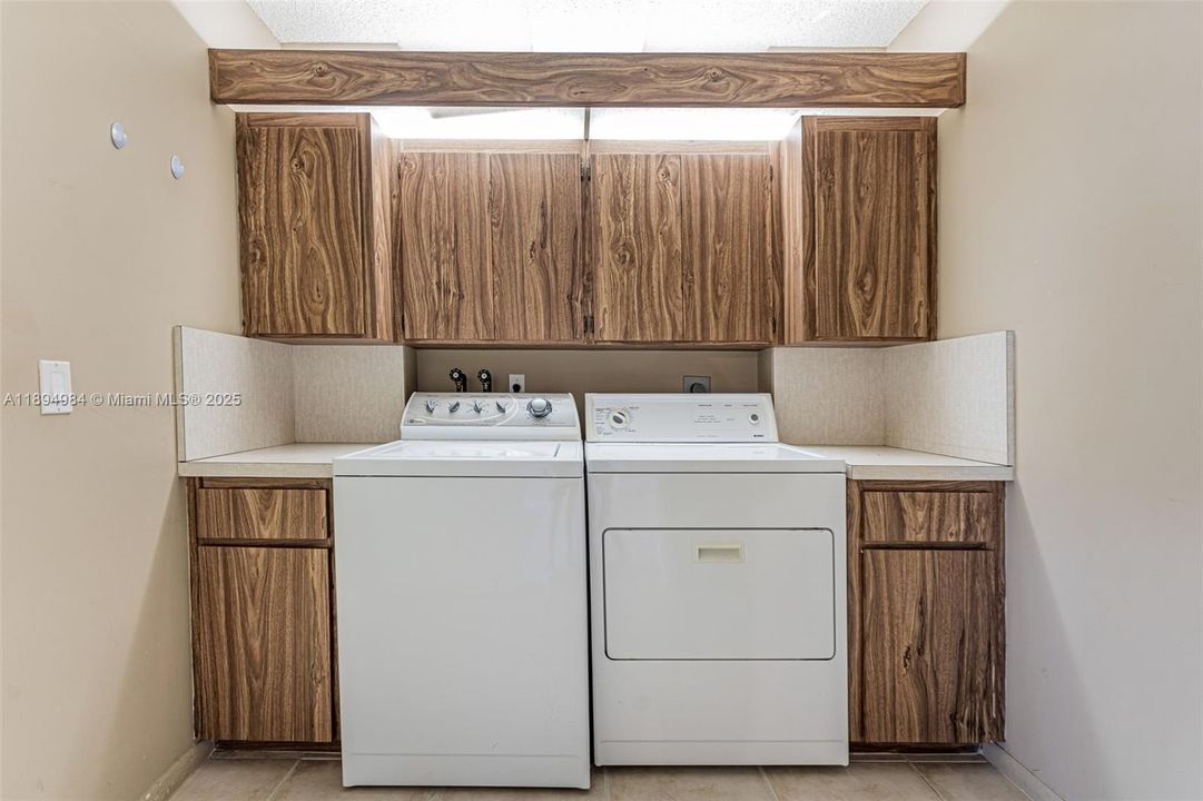 Full size Washer/Dryer