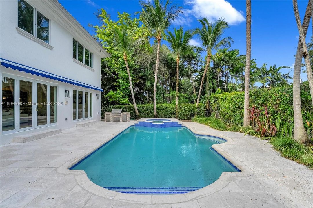 En Venta: $4,750,000 (6 camas, 6 baños, 5888 Pies cuadrados)