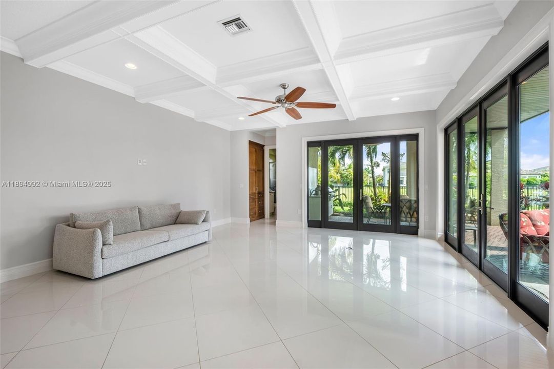 For Rent: $15,700 (5 beds, 7 baths, 5216 Square Feet)