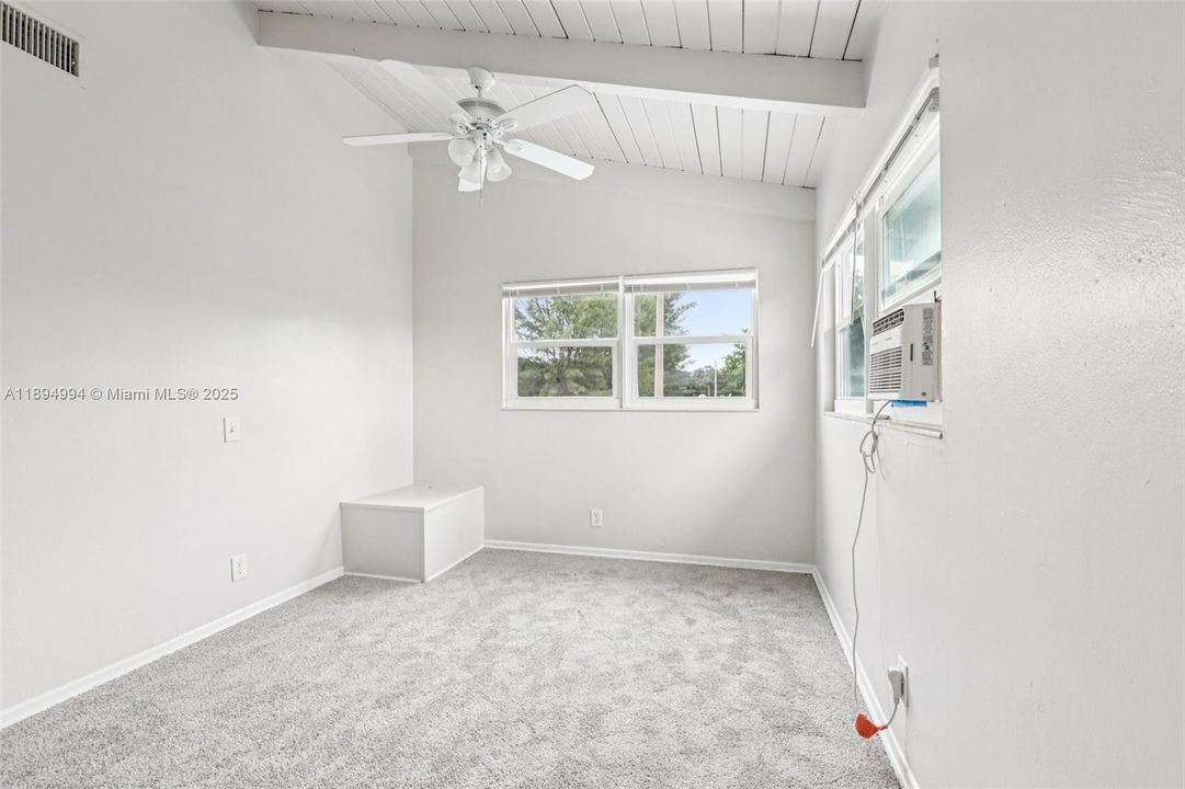 Active With Contract: $539,900 (4 beds, 2 baths, 1588 Square Feet)