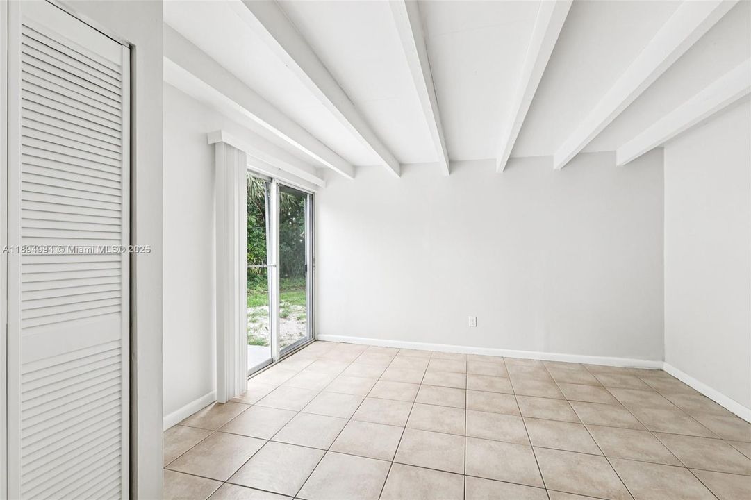 Active With Contract: $539,900 (4 beds, 2 baths, 1588 Square Feet)