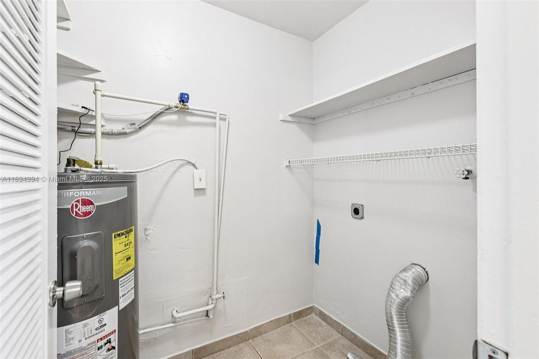 Active With Contract: $539,900 (4 beds, 2 baths, 1588 Square Feet)