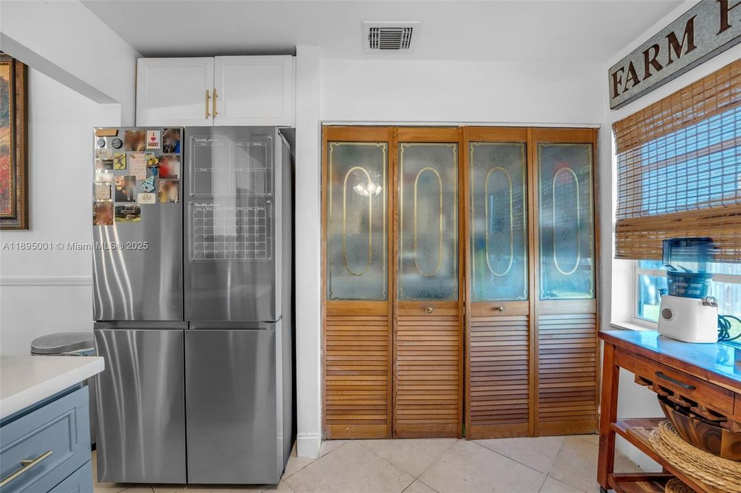 Activo con contrato: $599,000 (3 camas, 2 baños, 1254 Pies cuadrados)