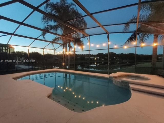 En Venta: $539,000 (4 camas, 2 baños, 2045 Pies cuadrados)