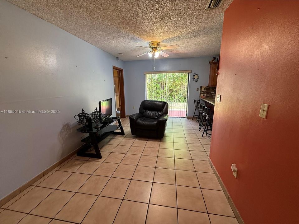 Active With Contract: $625,000 (3 beds, 2 baths, 1434 Square Feet)