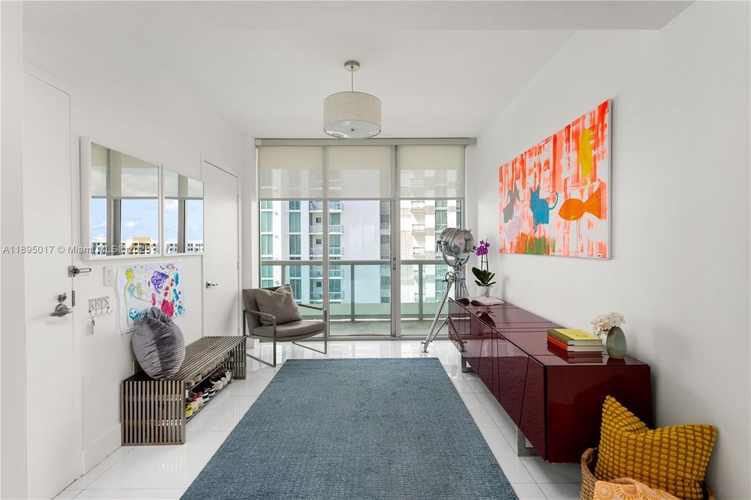 待售: $998,000 (2 贝兹, 2 浴室, 1884 平方英尺)