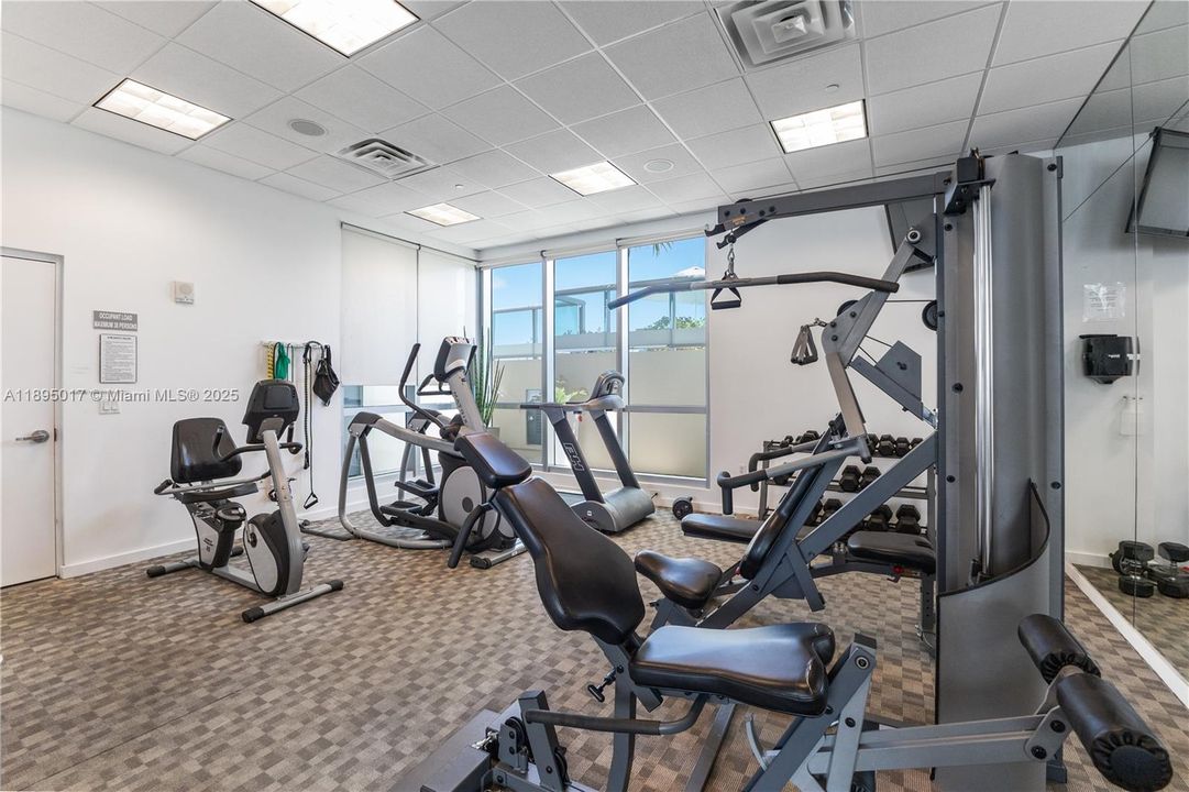 待售: $998,000 (2 贝兹, 2 浴室, 1884 平方英尺)