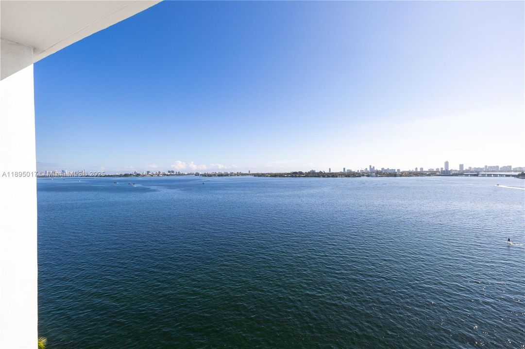 待售: $998,000 (2 贝兹, 2 浴室, 1884 平方英尺)