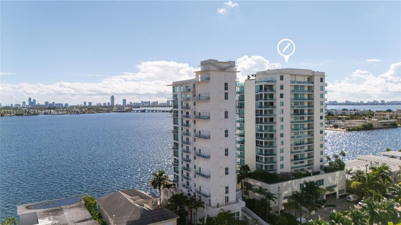 待售: $998,000 (2 贝兹, 2 浴室, 1884 平方英尺)