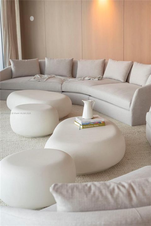 For Rent: $45,000 (3 beds, 3 baths, 2959 Square Feet)