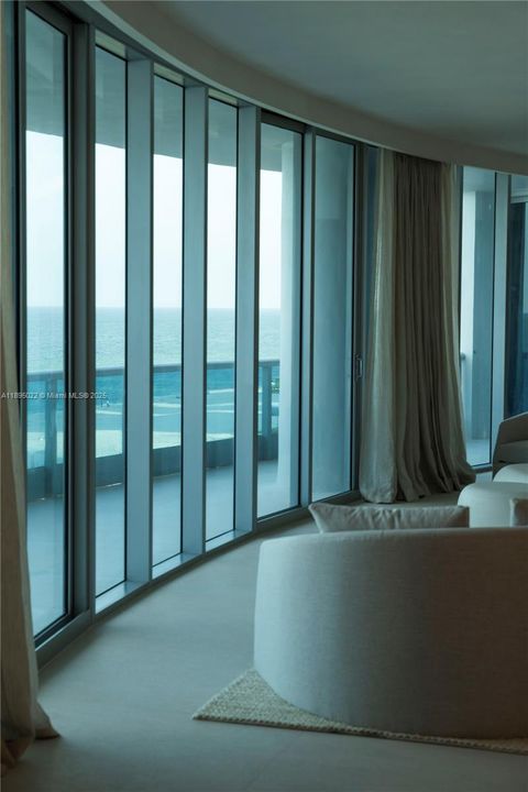 For Rent: $45,000 (3 beds, 3 baths, 2959 Square Feet)