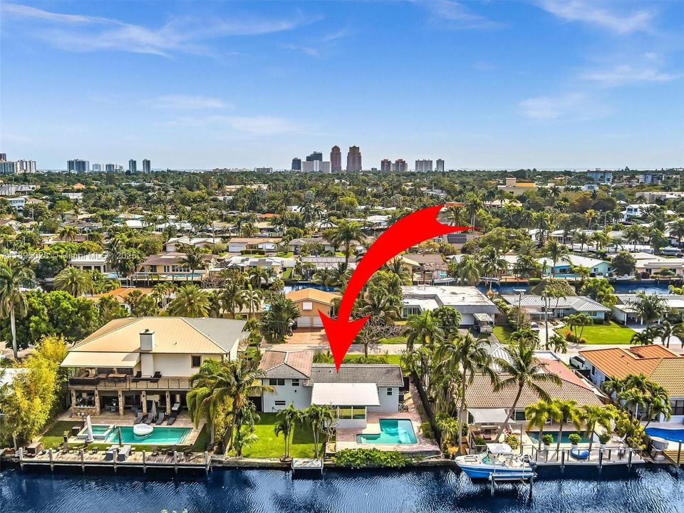 For Sale: $975,000 (3 beds, 2 baths, 1272 Square Feet)