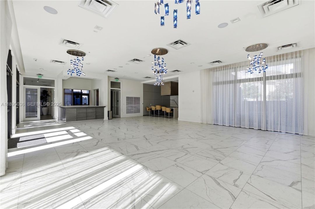 En Venta: $502,000 (2 camas, 2 baños, 1124 Pies cuadrados)