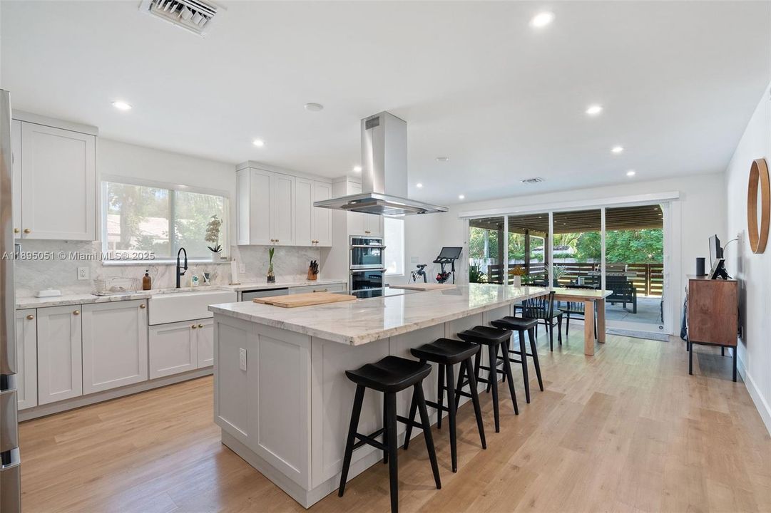 En Renta: $7,900 (3 camas, 2 baños, 2124 Pies cuadrados)