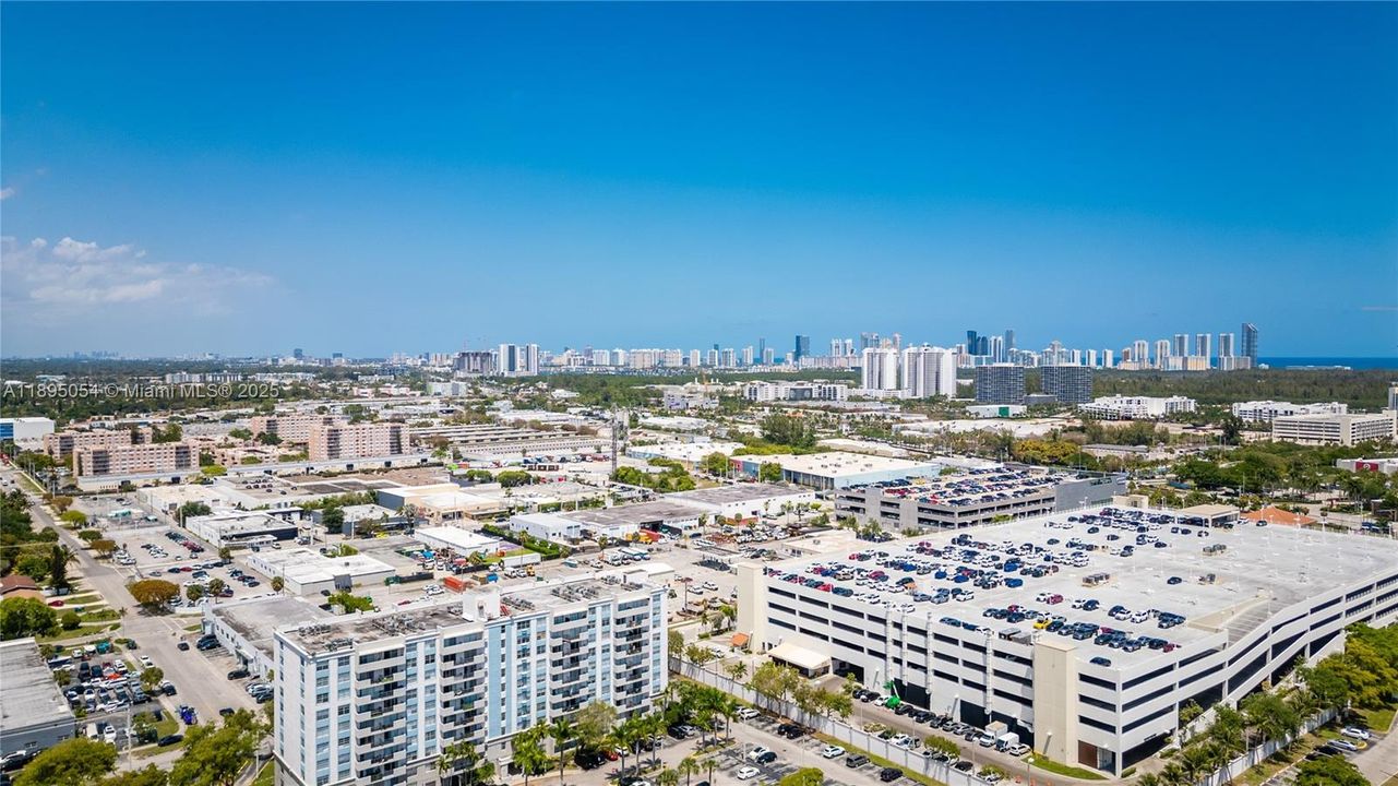 Active With Contract: $219,000 (2 beds, 2 baths, 1060 Square Feet)